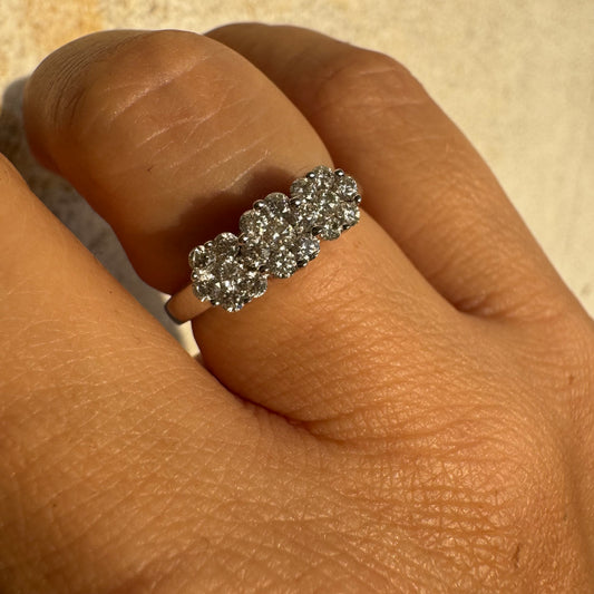 14K white gold ring set with clusters of brilliant white Diamonds