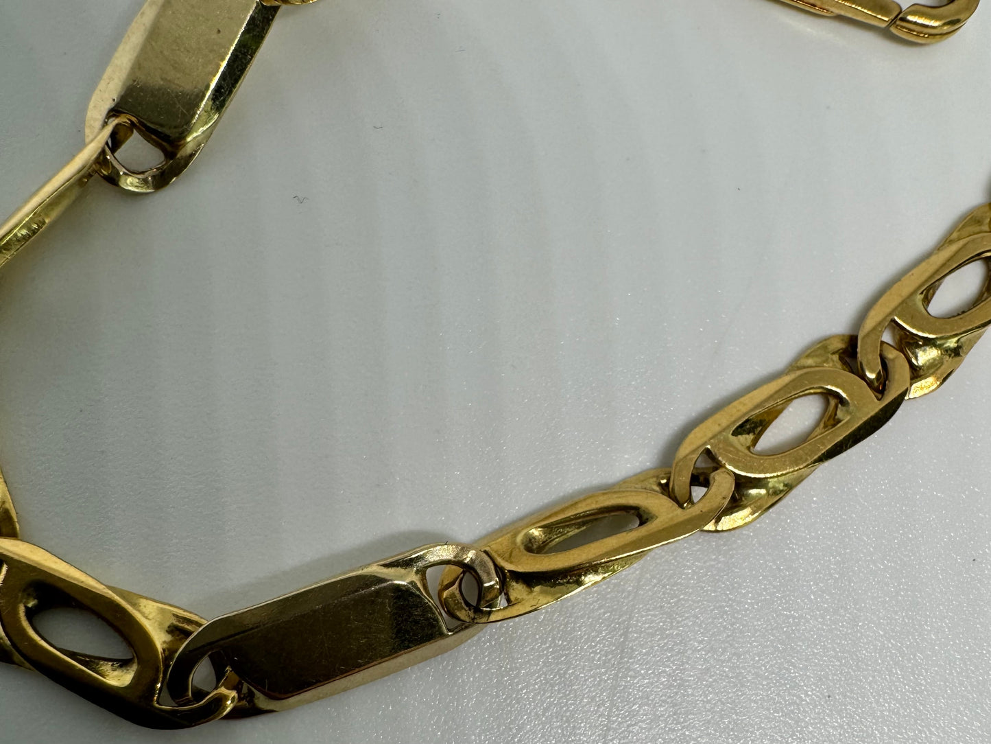 18K gold link bracelet