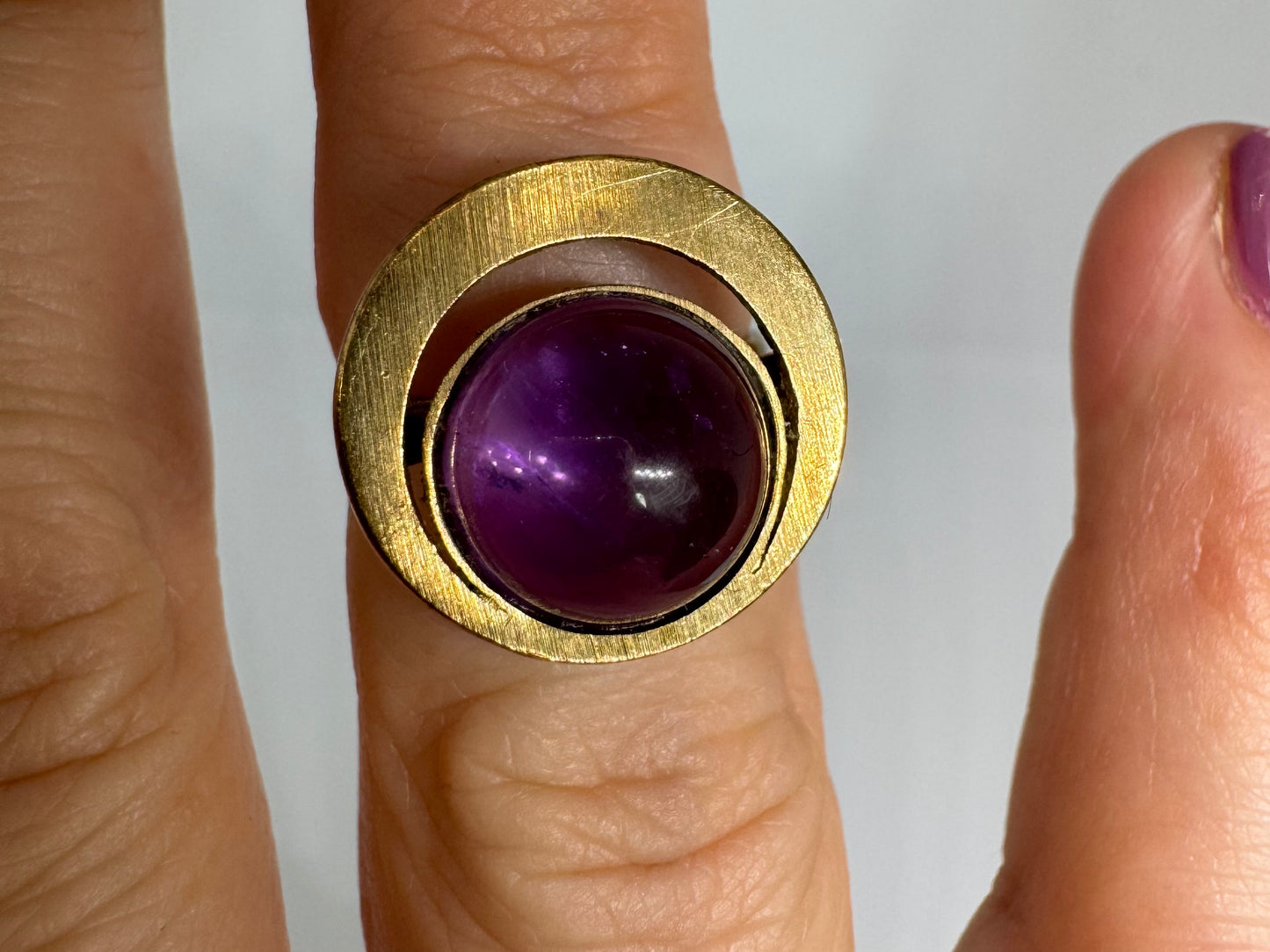 14K gold ring set with Amethyst