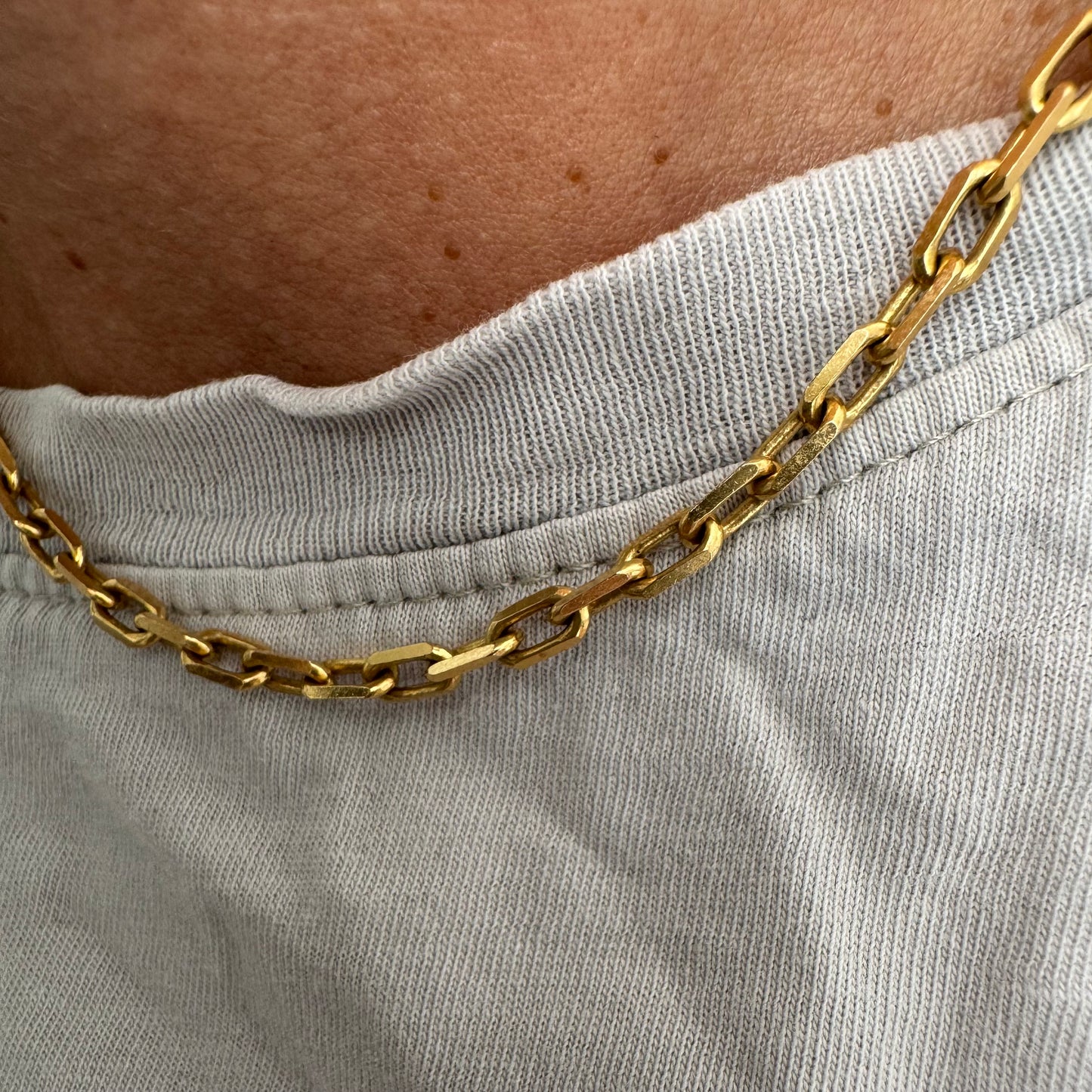 14K gold chain necklace featuring elegant elongated links with a polished finish.