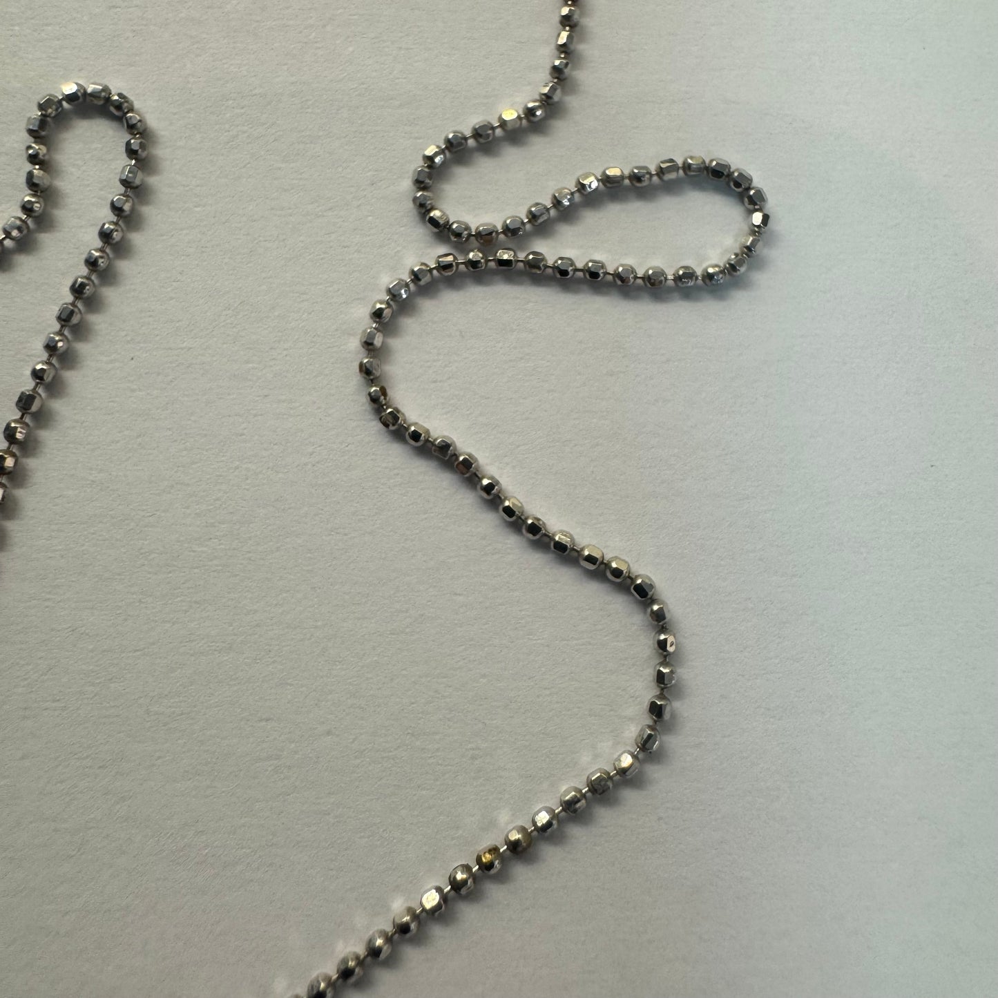 14K gold elegant and delicate Diamonds necklace