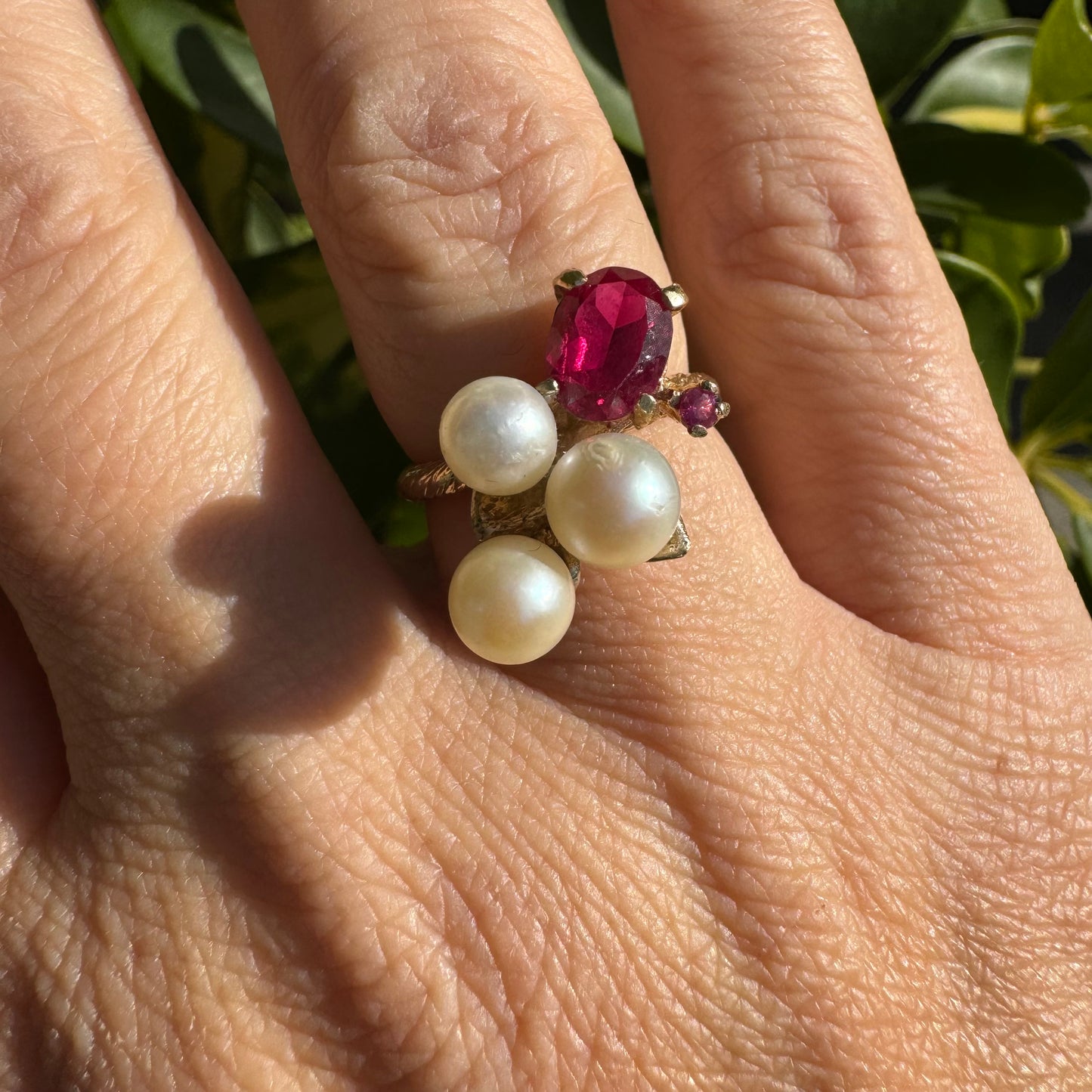 14K gold ring set with 3 Pearls & Ruby