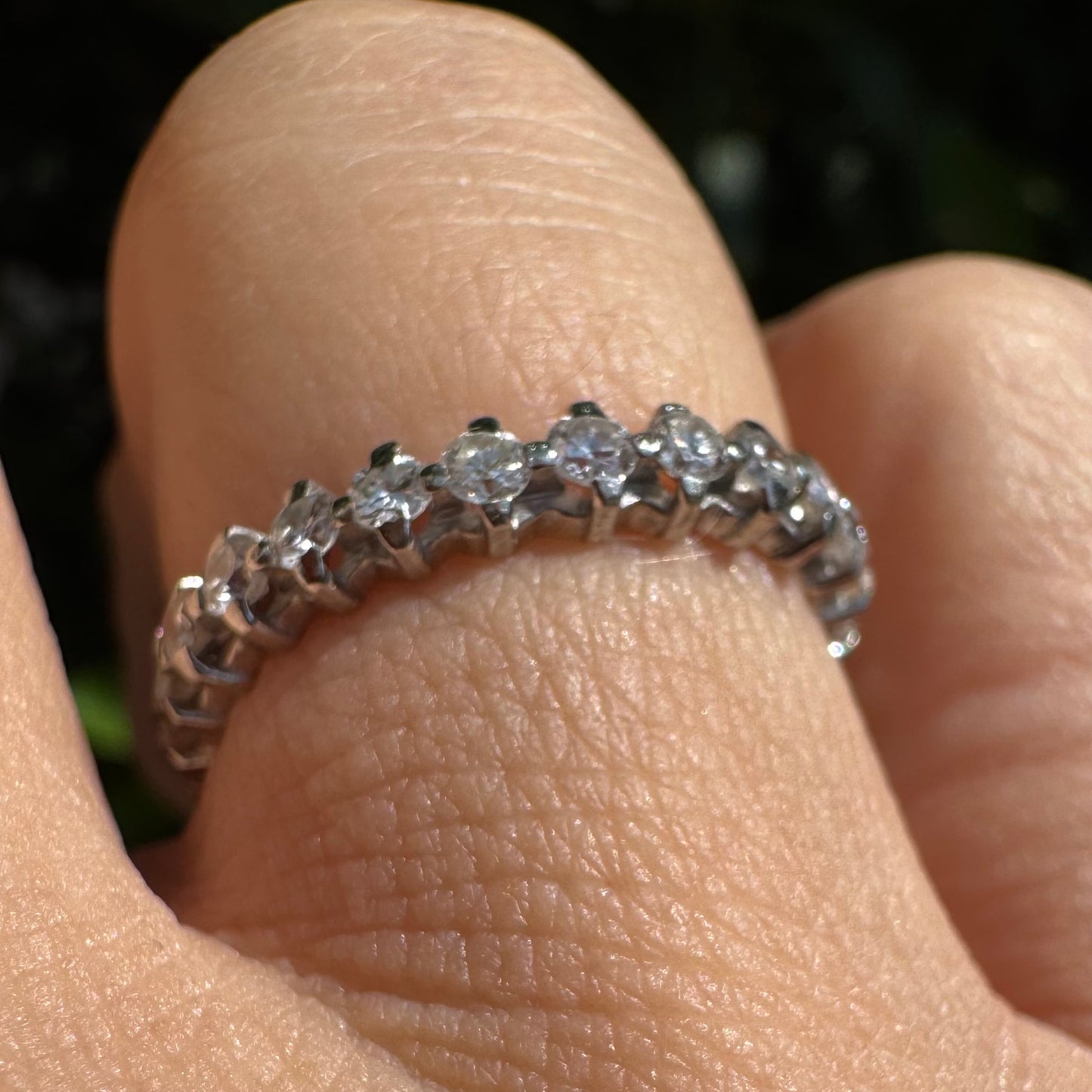 18K gold Eternity ring set with Diamonds