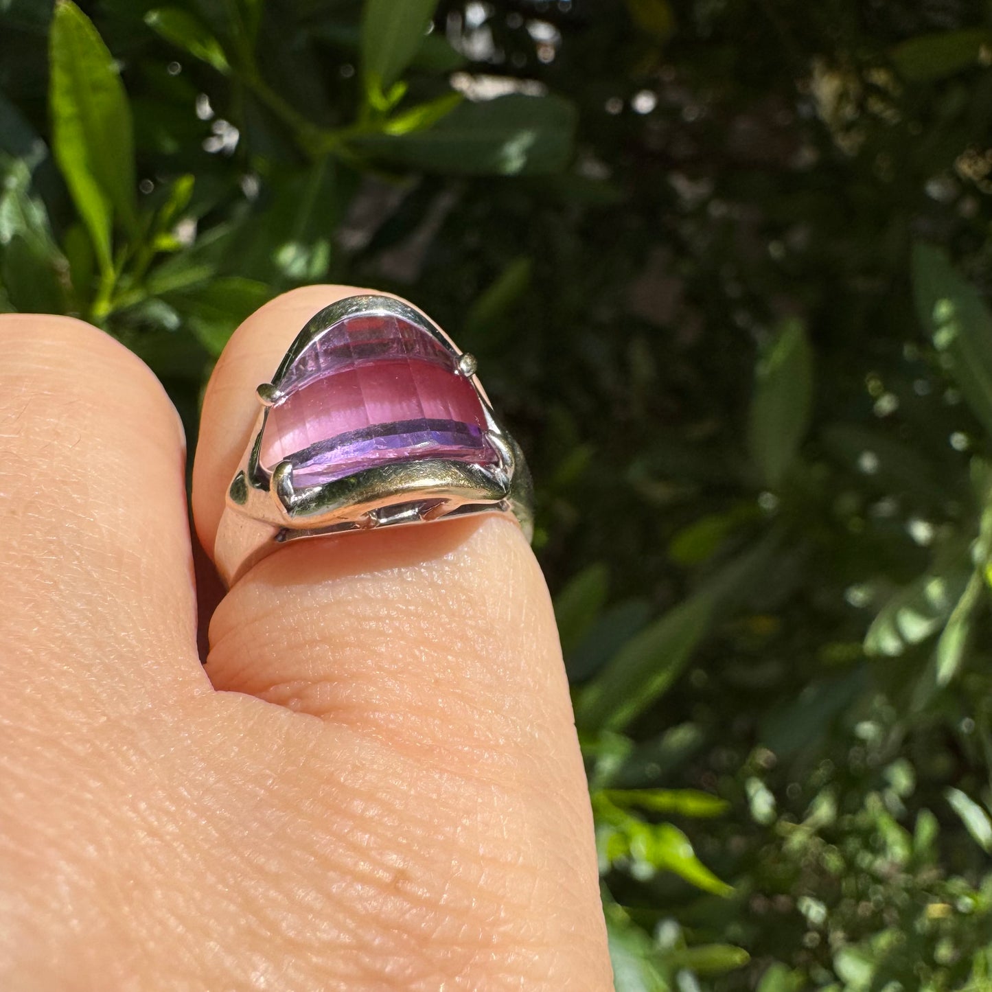 14K gold ring set with Amethyst