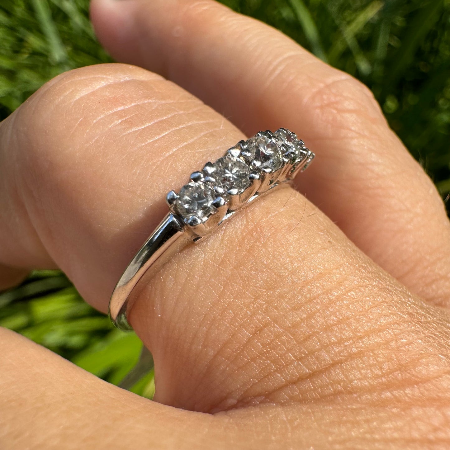 14K gold ring set with Diamonds