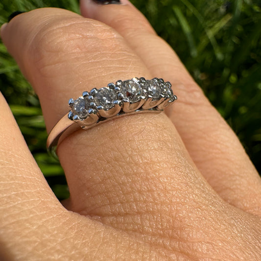 14K gold ring set with Diamonds