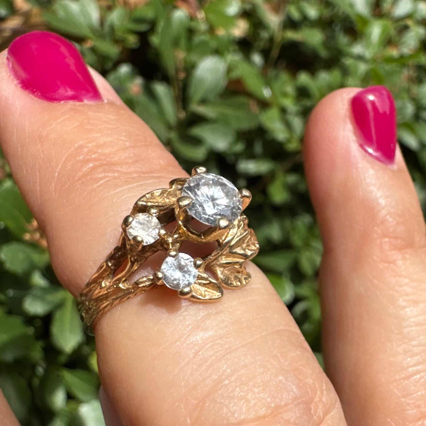 14K gold leaf ring with Sparkling transparent Stones