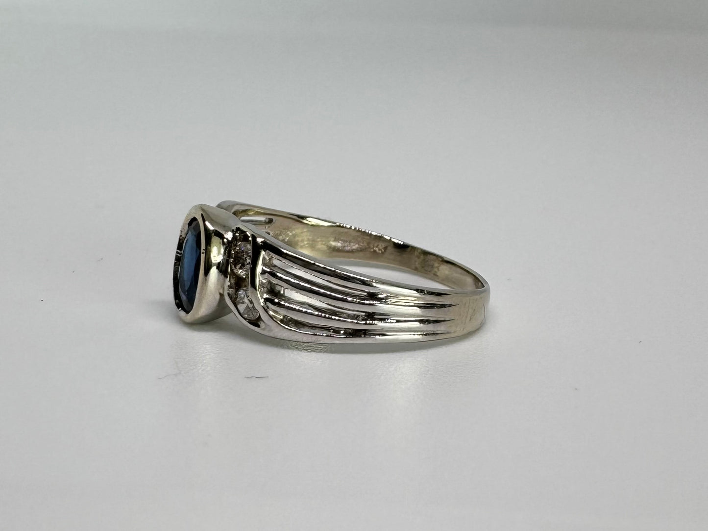 14K gold ring set with Sapphire & Diamonds