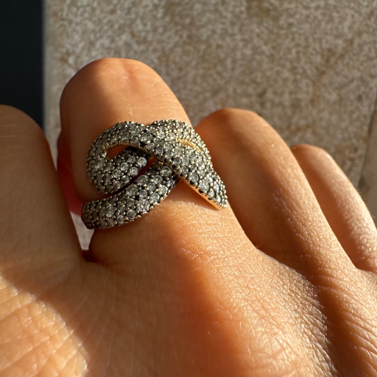 18K gold ring by H.Stern, from the iconic Celtic Dunes collection, fully set with brilliant Diamonds