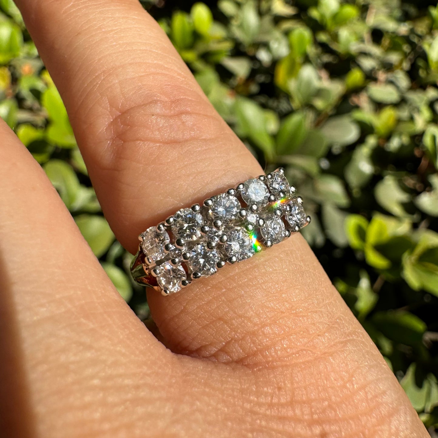 14K gold ring set with Diamonds