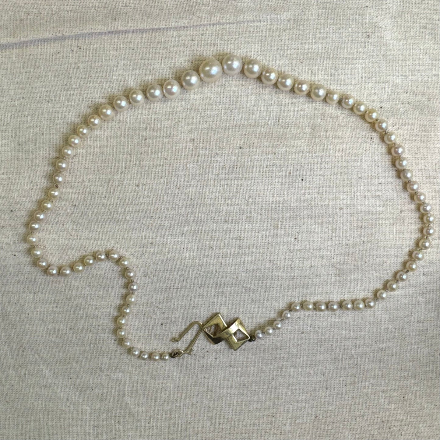 14K gold Pearl necklace