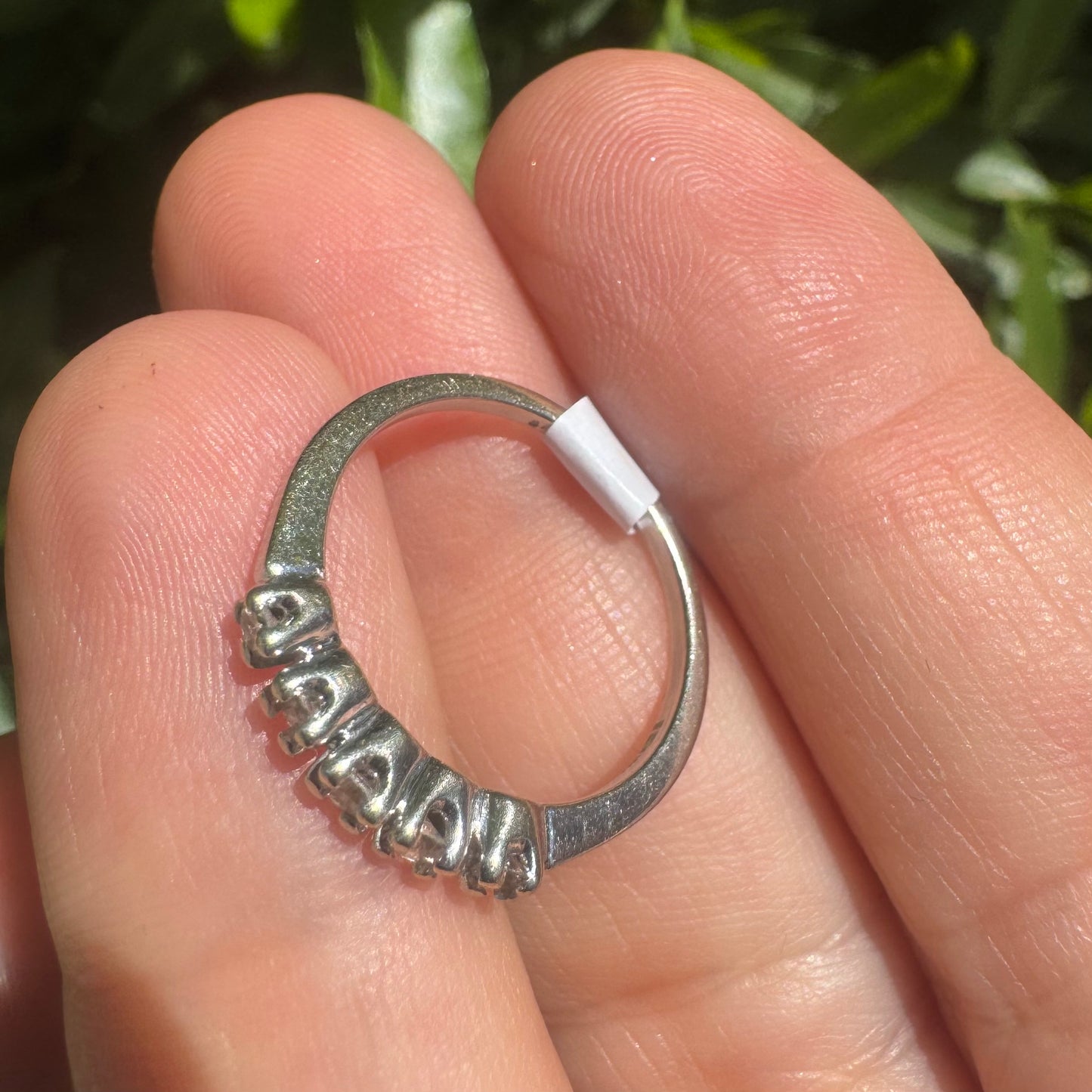 14K gold half-eternity ring set with Diamonds