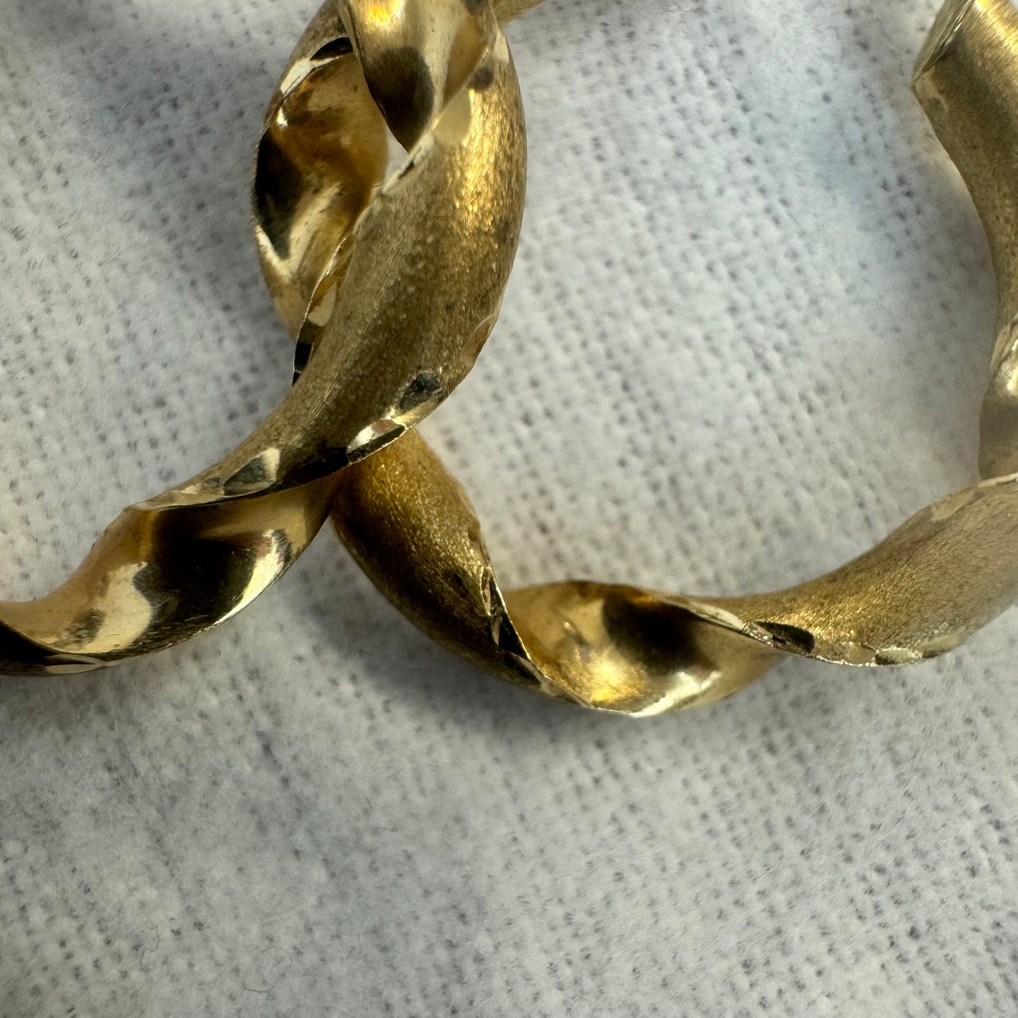 עגילי חישוק זהב 14K