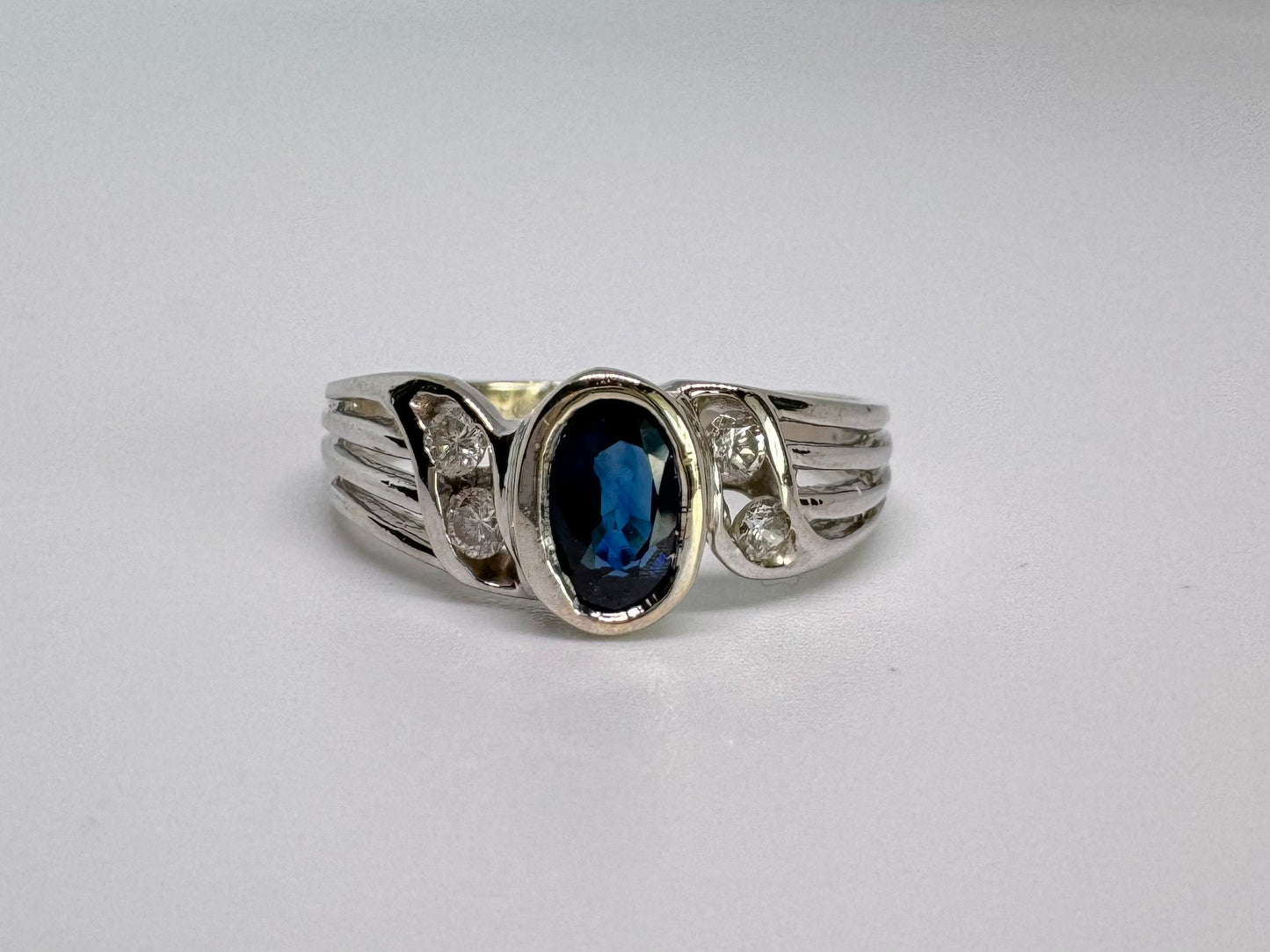 14K gold ring set with Sapphire & Diamonds