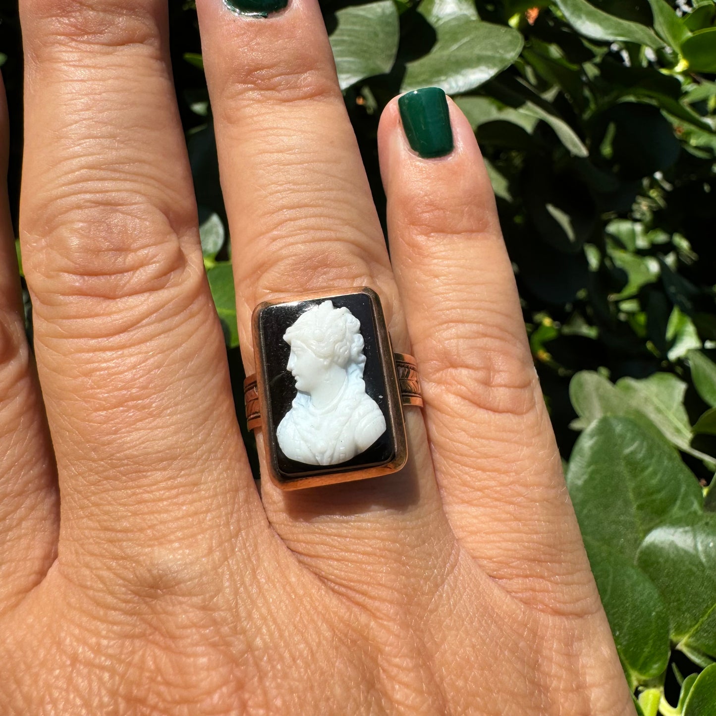 14K gold Cameo ring