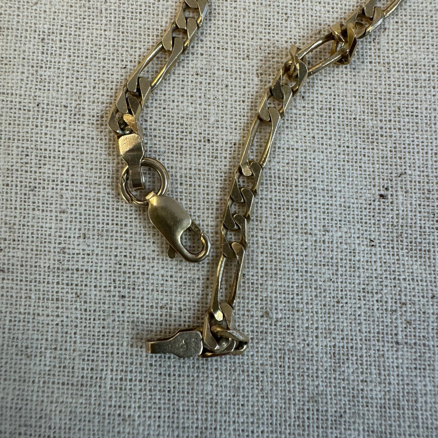 14K gold Figaro chain necklace
