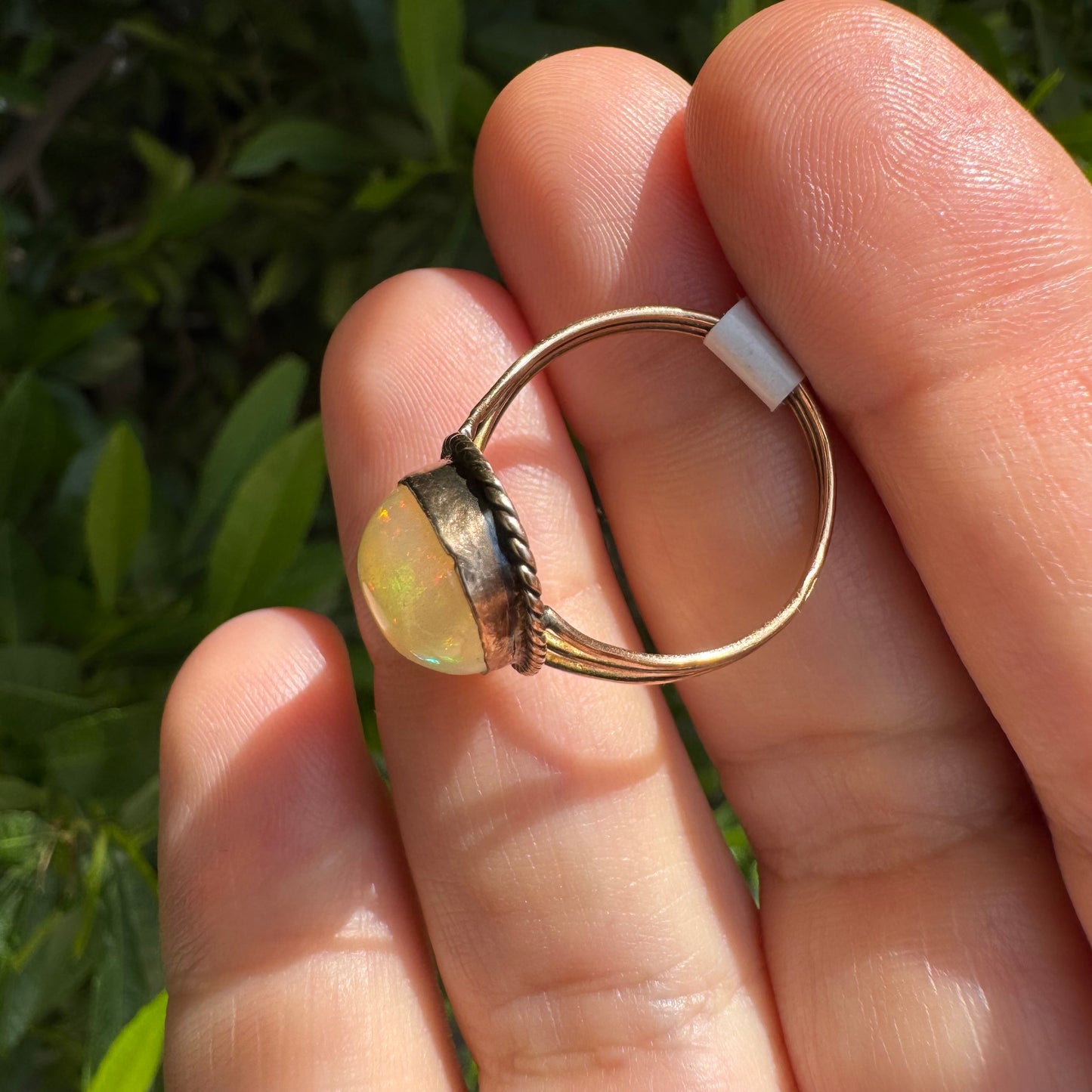 טבעת זהב 10K משובצת אופל