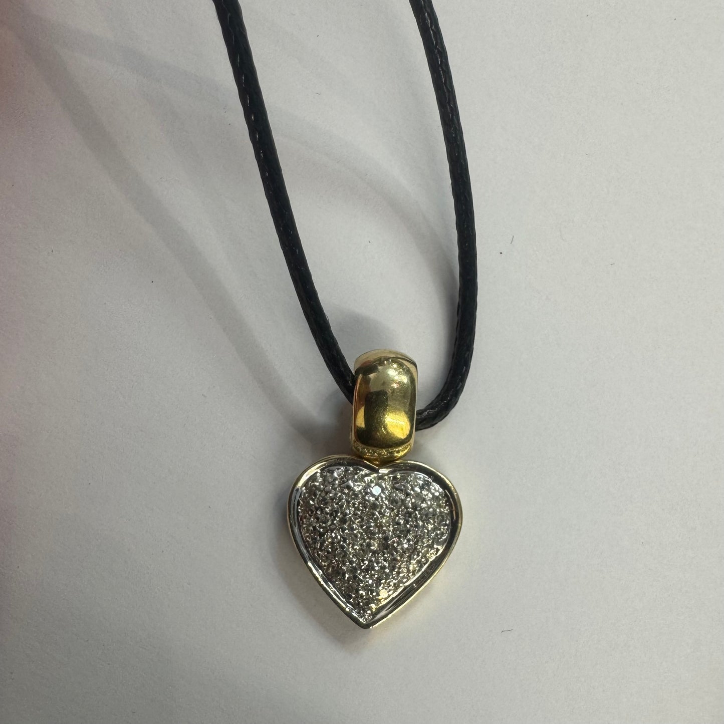 14K gold Heart pendant set with Diamonds