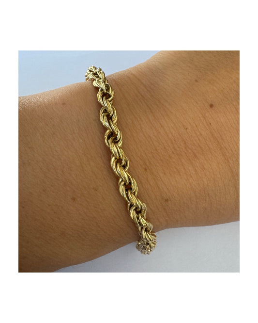 צמיד זהב 14 קראט בעבודת שרשרת חבל (Rope chain), בעיצוב קלאסי ועל־זמני. 