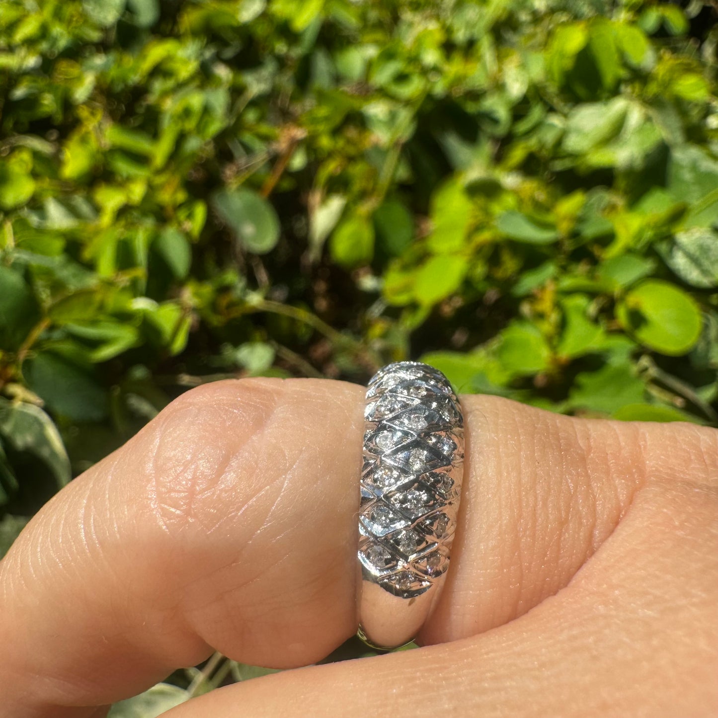 14K gold ring set with Diamonds