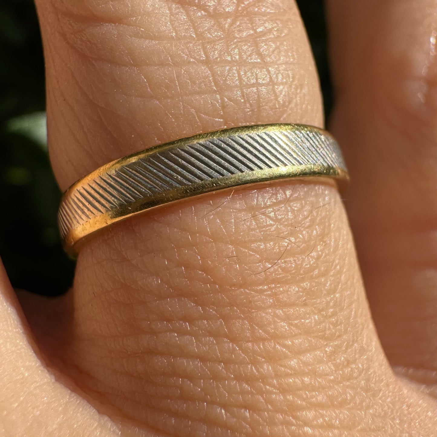 18K gold ring