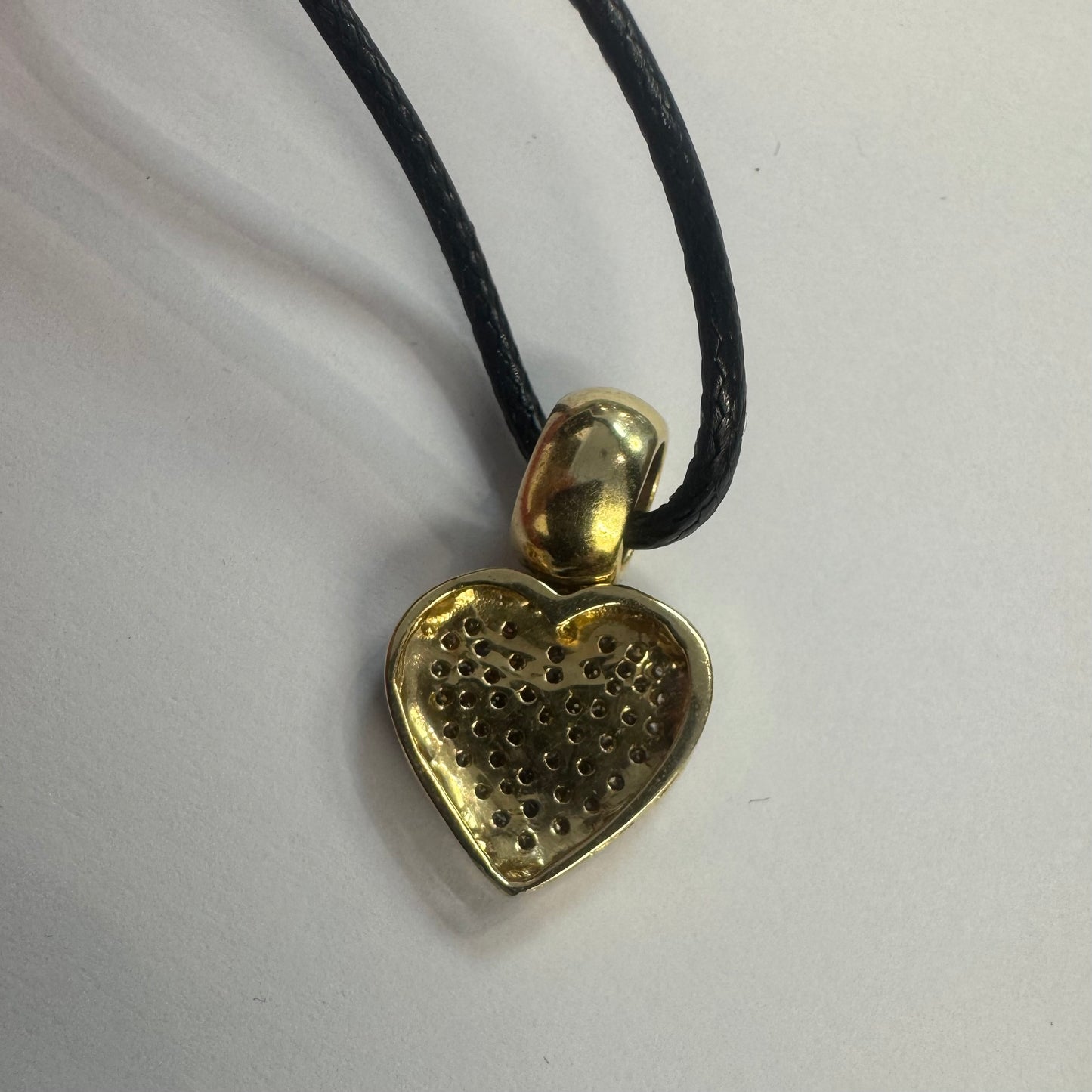 14K gold Heart pendant set with Diamonds