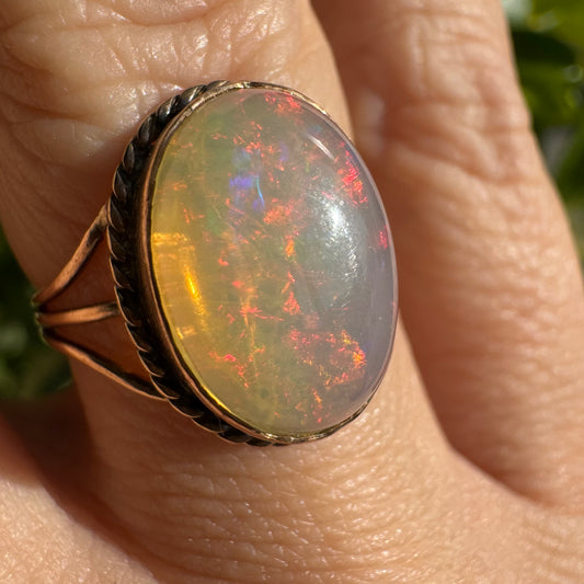 טבעת זהב 10K משובצת אופל