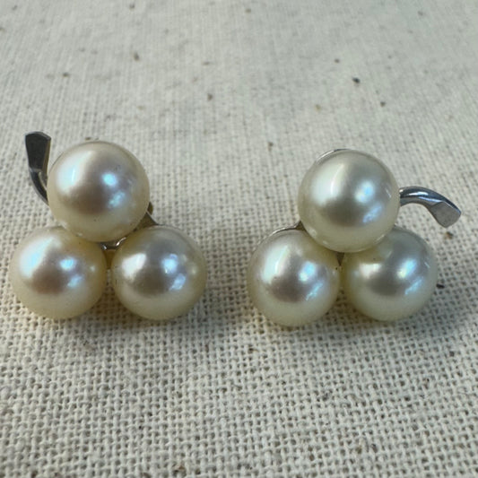 עגילי צמודים זהב 14K משובצים עם פנינים