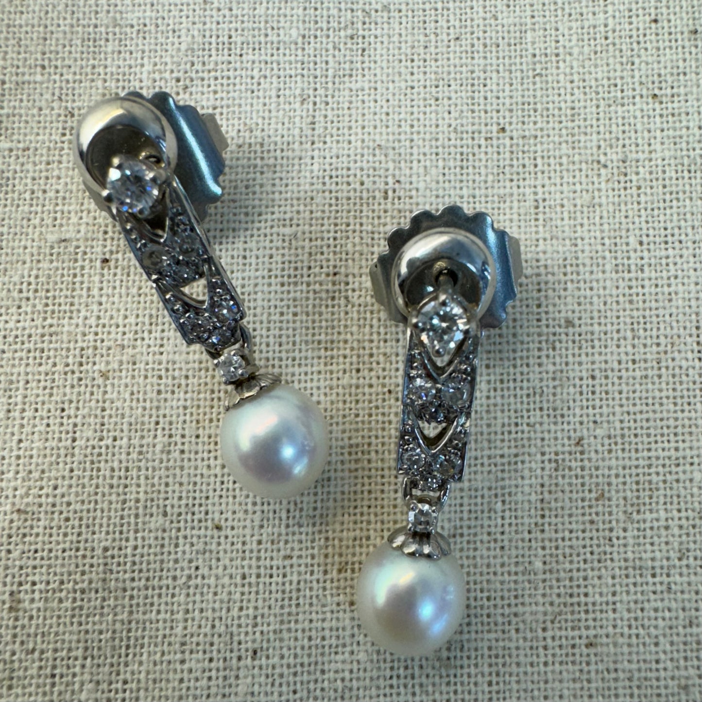 14K gold earrings set with Pearl & Diamonds